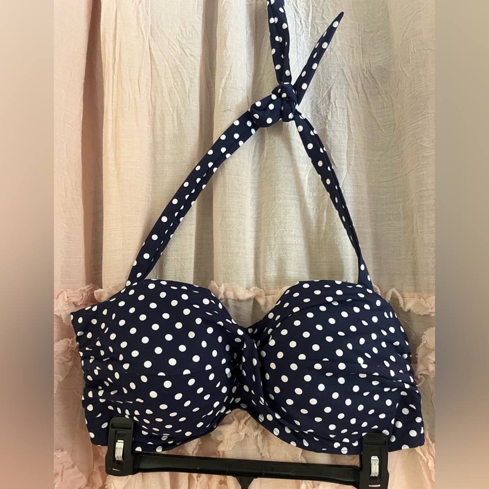 Lands End Navy Polka Dot Halter Bikini Top size 14DD 👙 In new condition!